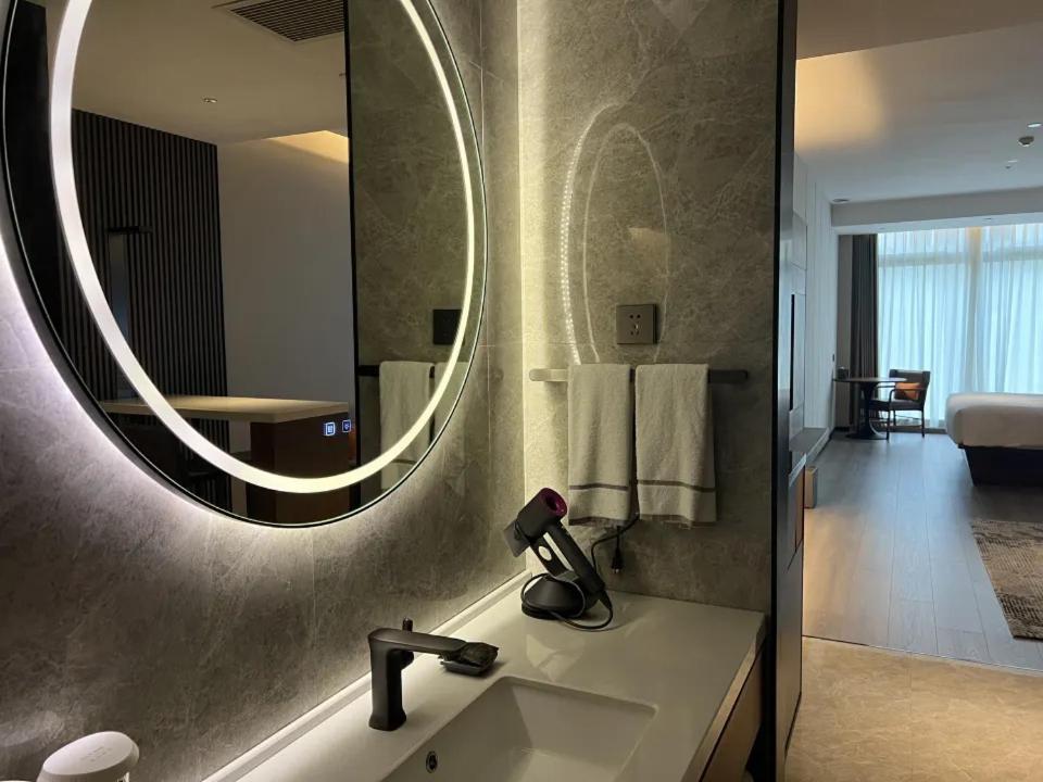 Hotel Urcove By Hyatt Futian Cbd Shénzhen Exterior foto